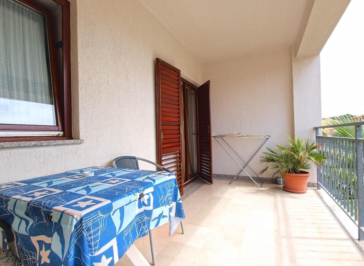 Rooms Ivica 1452 Fazana Bagian luar foto